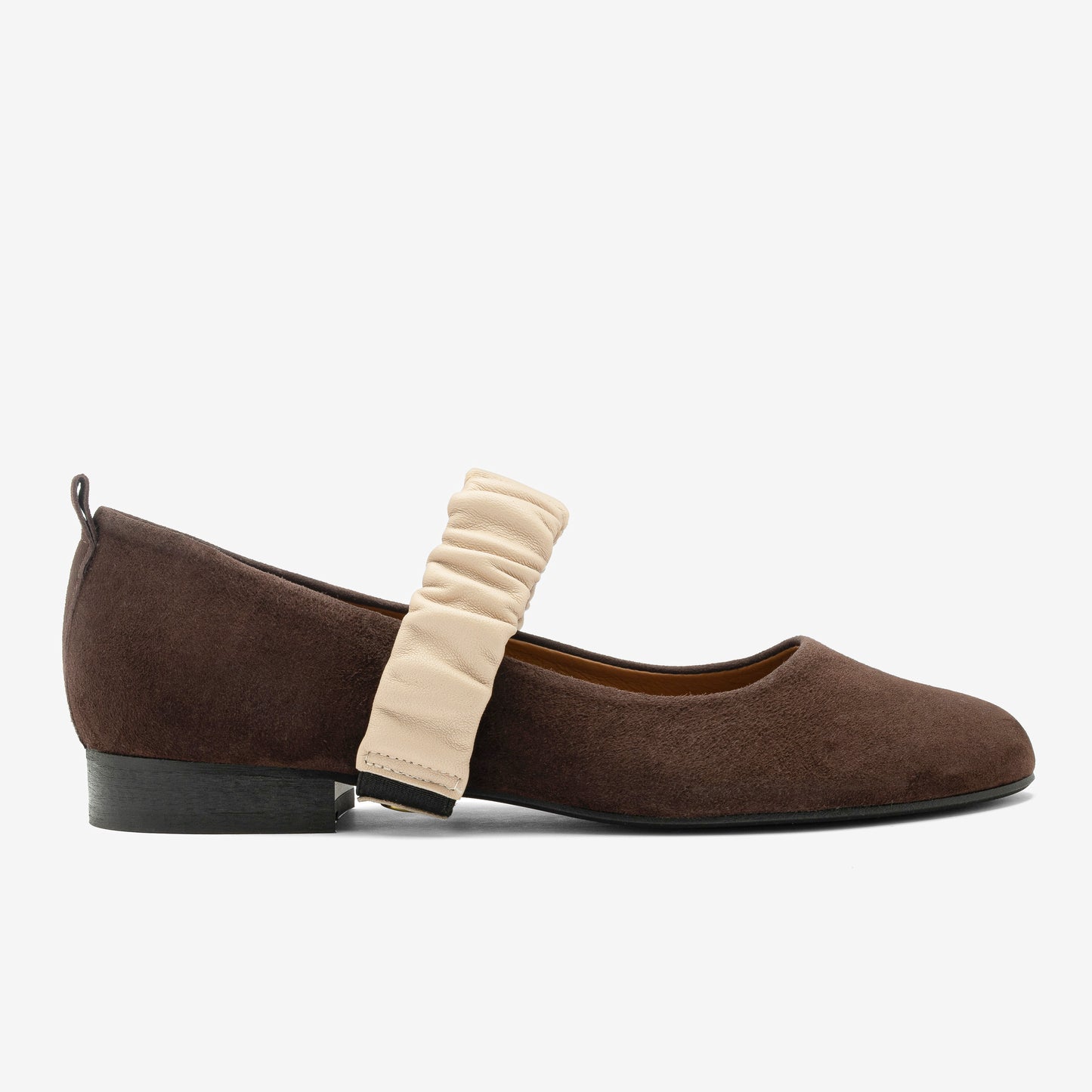 Ballerina dark chocolate plus a gathered cream stripe